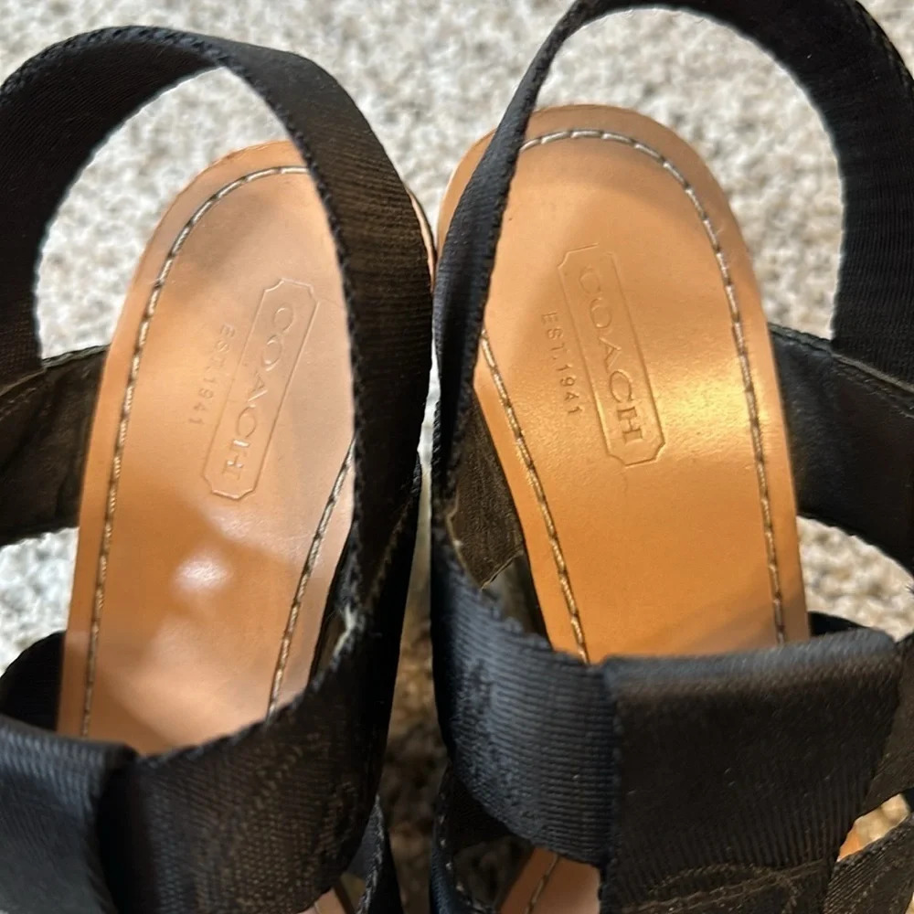 Gorgeous Coach Sandals, 6.5B, EEUC - Picture 3 of 6